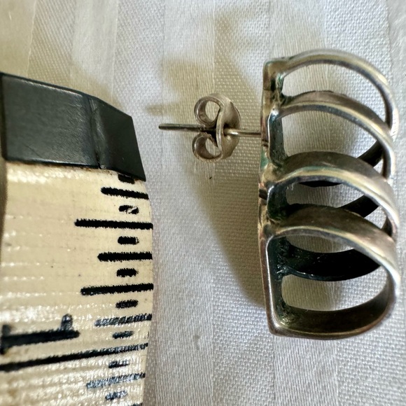 Vintage, 925 MOD style pierced earrings , geometric Boho silver MCM - Picture 6 of 6
